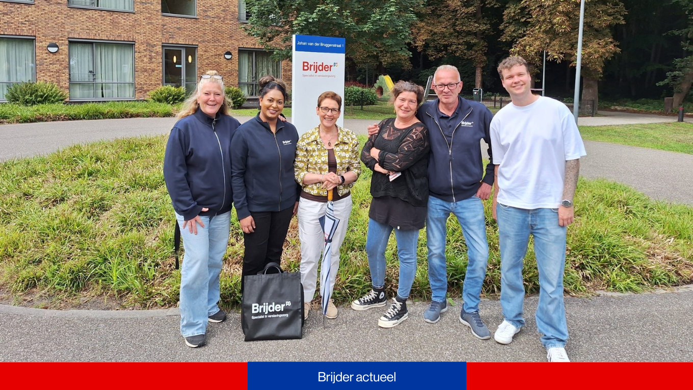 Van links naar rechts: Marion Groenheide, Renuka Rattan, Anita Wydoodt, Renate Bravaric, Henk Knobbe en Willem Geveke